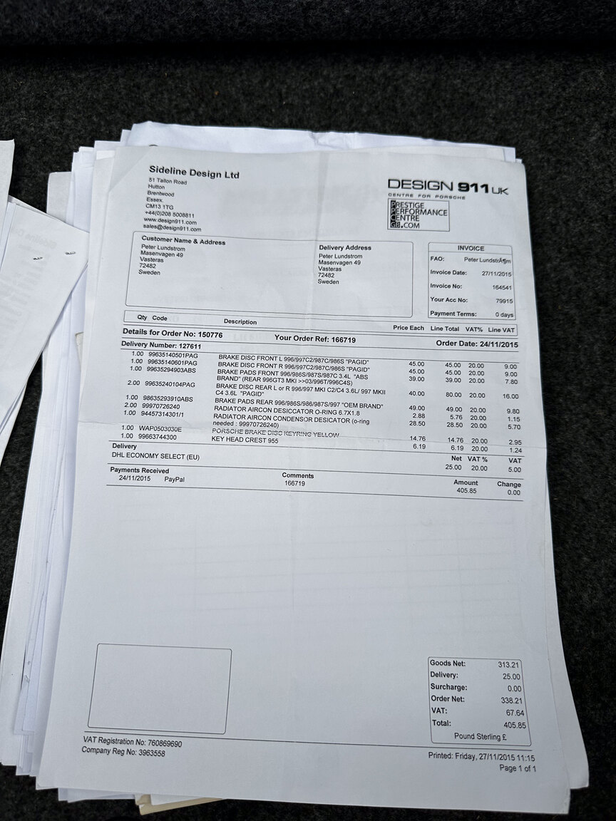 Documentation for 1999 Porsche 911 Carrera 4