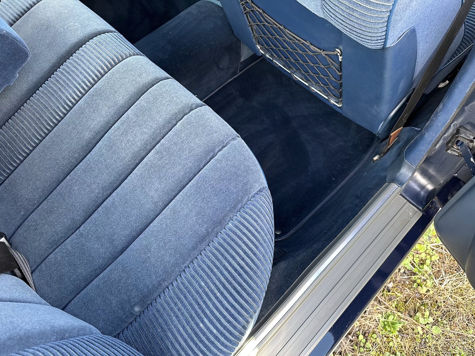 Interiörbild 1975 Mercedes-Benz 450 SEL 6.9 Bepansrad 