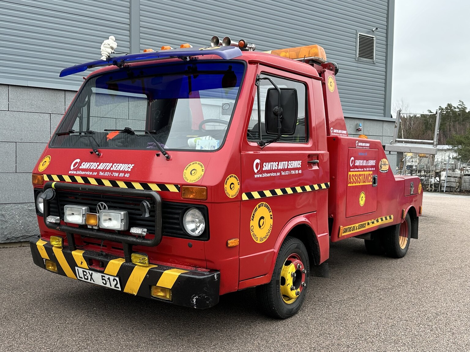 Exteriörbild på 1983 Volkswagen LT46 bärgare (3)