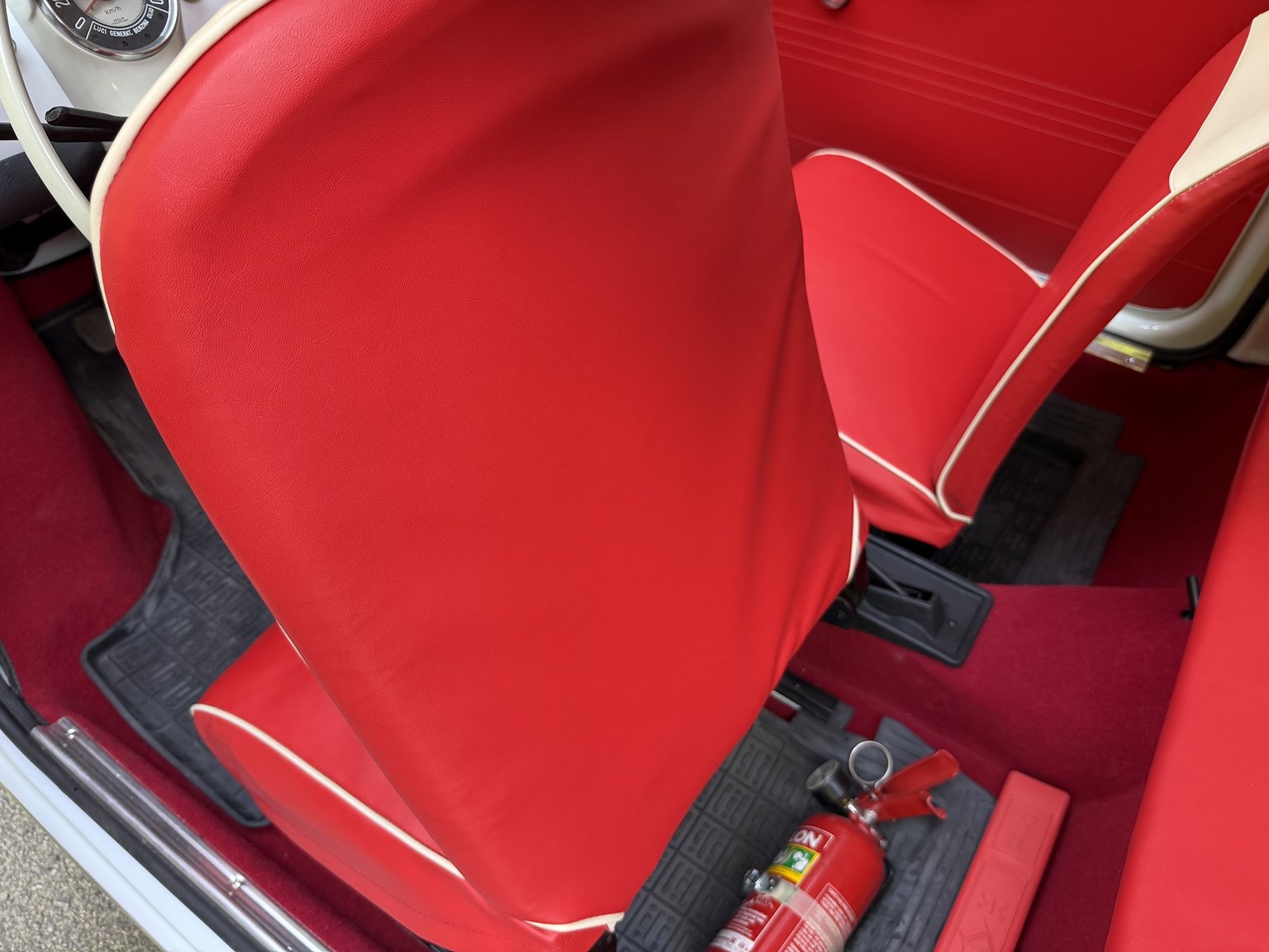 Interior image of 1965 Fiat 500F