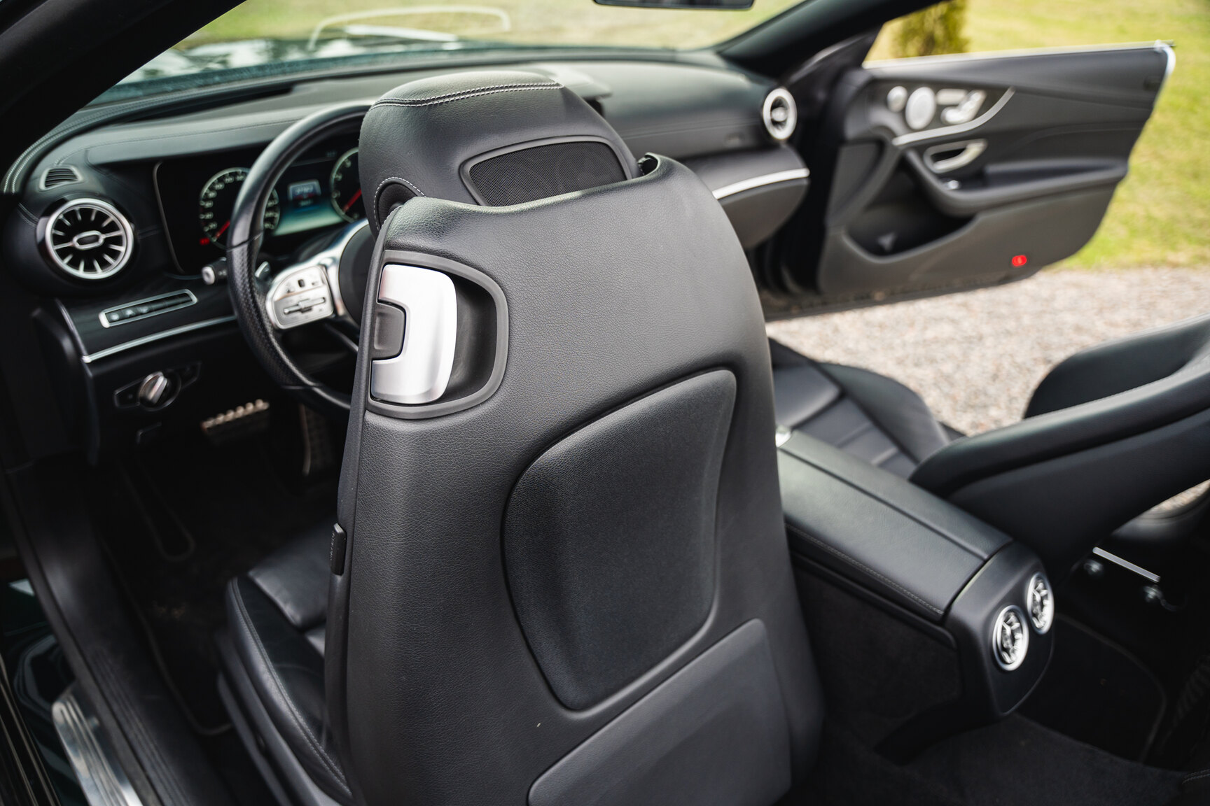 Interiörbild 2019 Mercedes-Benz E300 Cabriolet