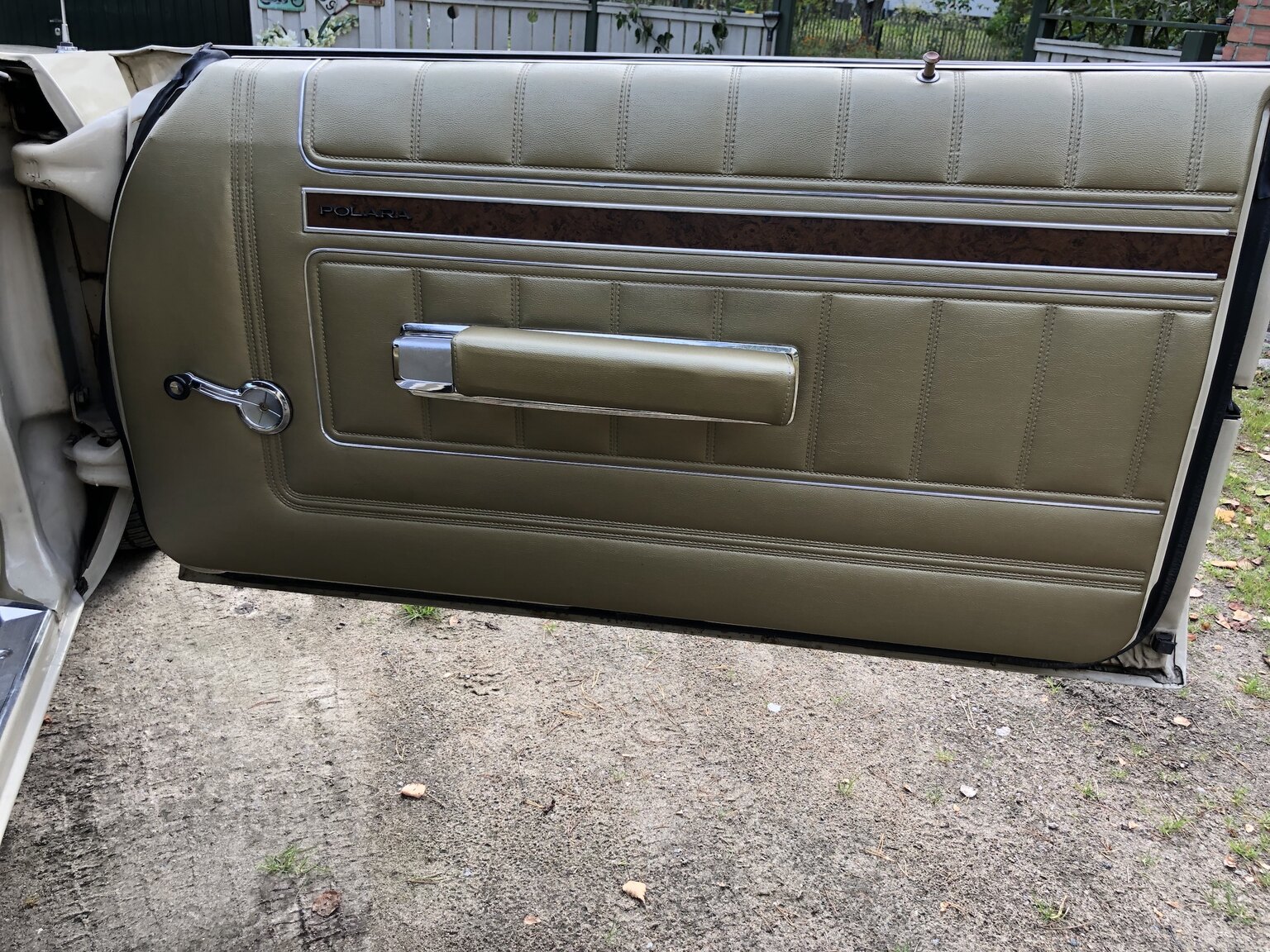 Interior image of 1972 Dodge Polara Custom