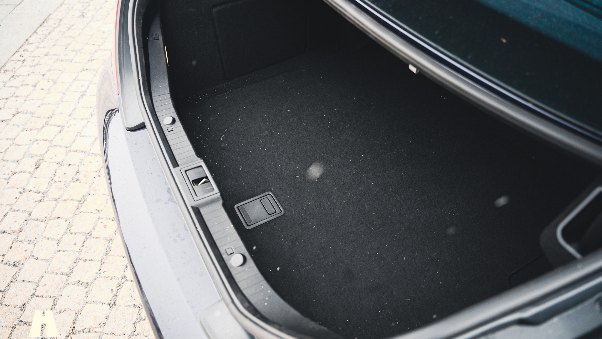 Interiörbild 2008 Mercedes-Benz CLS 63 AMG (77)