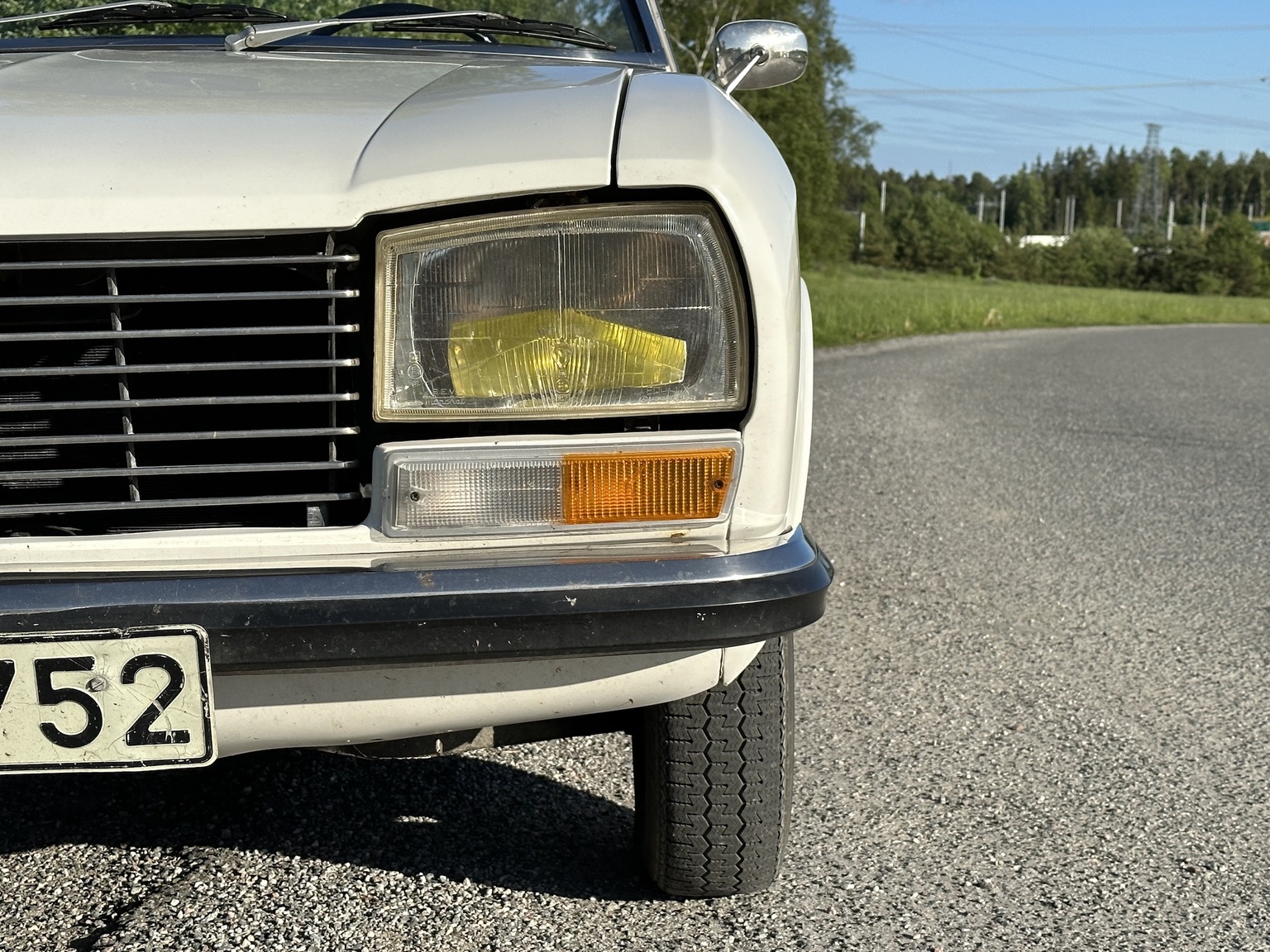 Exterior image of 1970 Peugeot 304 Cabriolet