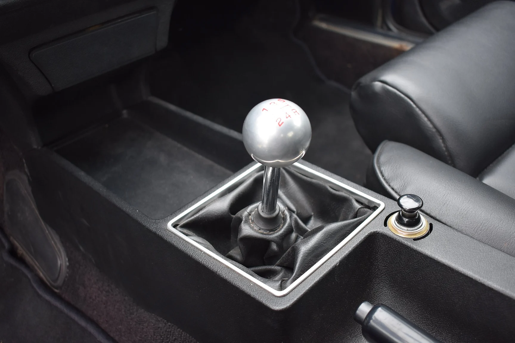 Innenraumfoto von 1981 Alfa Romeo Alfetta GTV (20)