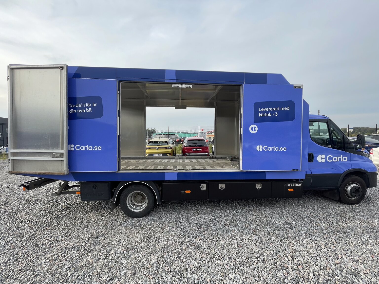 Exteriörbild på 2022 Iveco Daily 70-180 Chassi Cab Fordonstransport