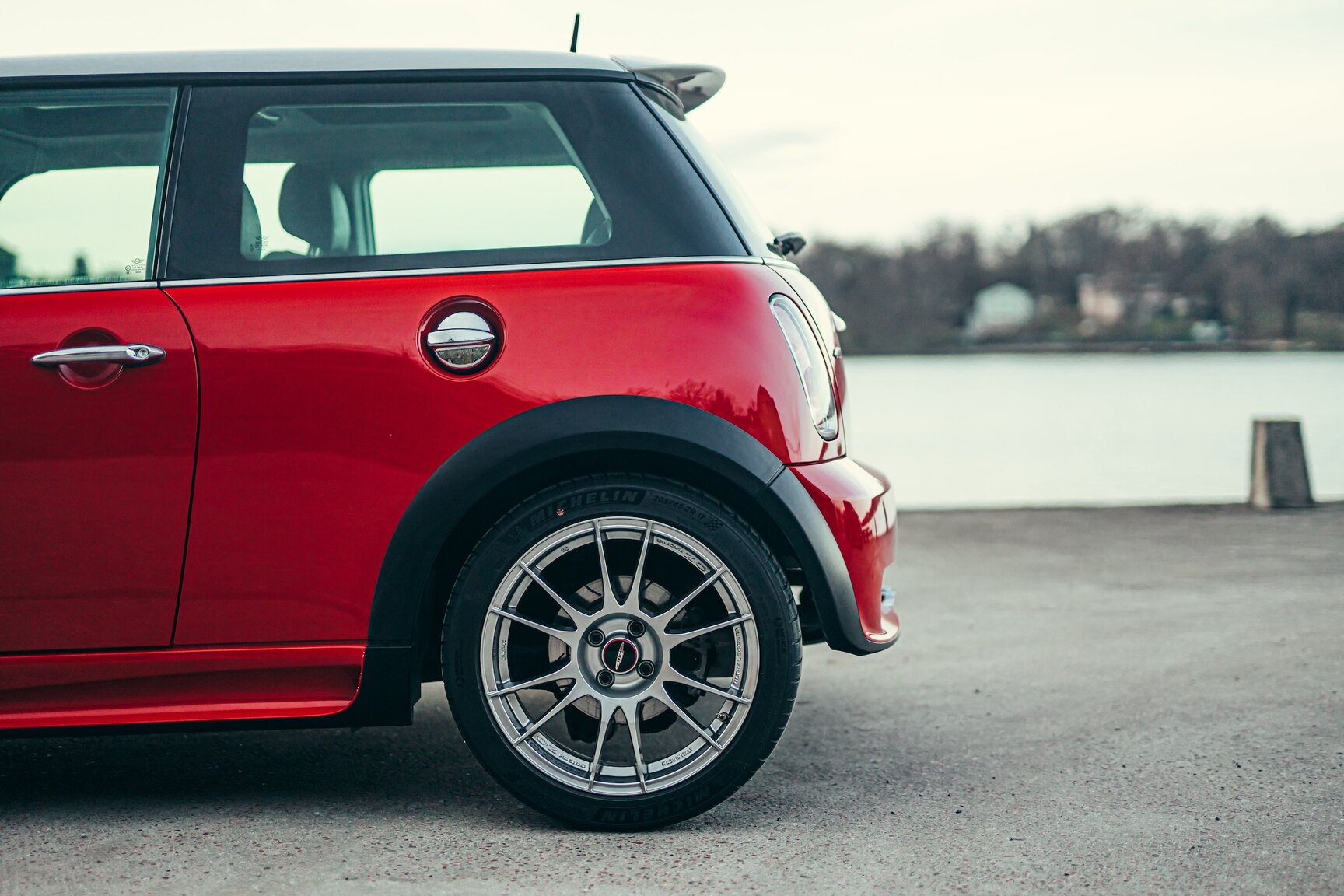 Exterior image of 2006 Mini Cooper John Cooper Works