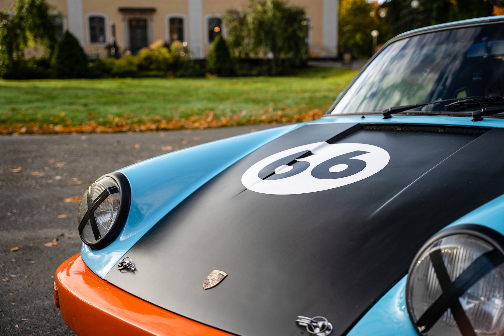 Exterior image of 1982 PORSCHE  911 SC