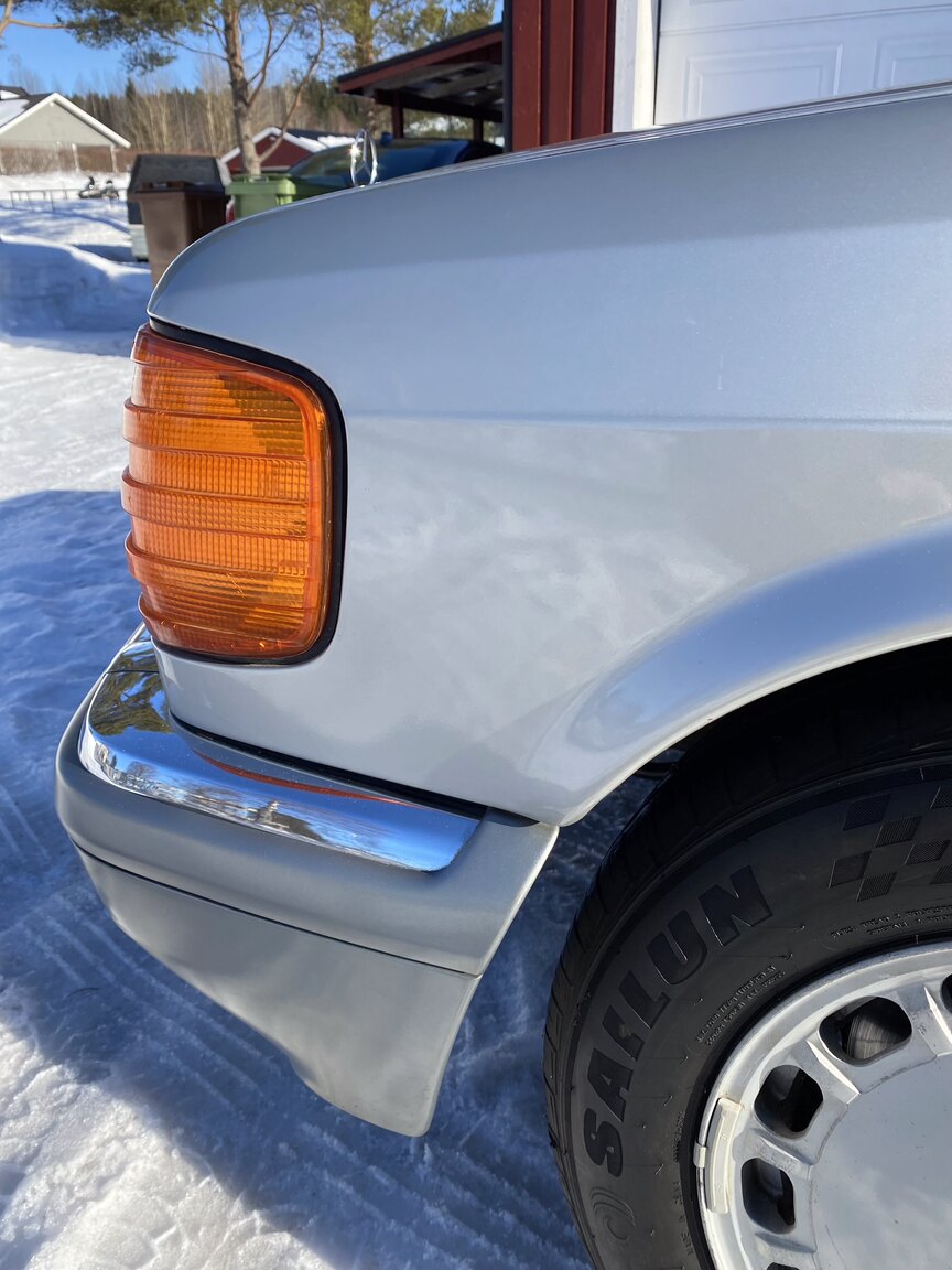 Aussenfoto 1988 Mercedes-Benz 300 SE