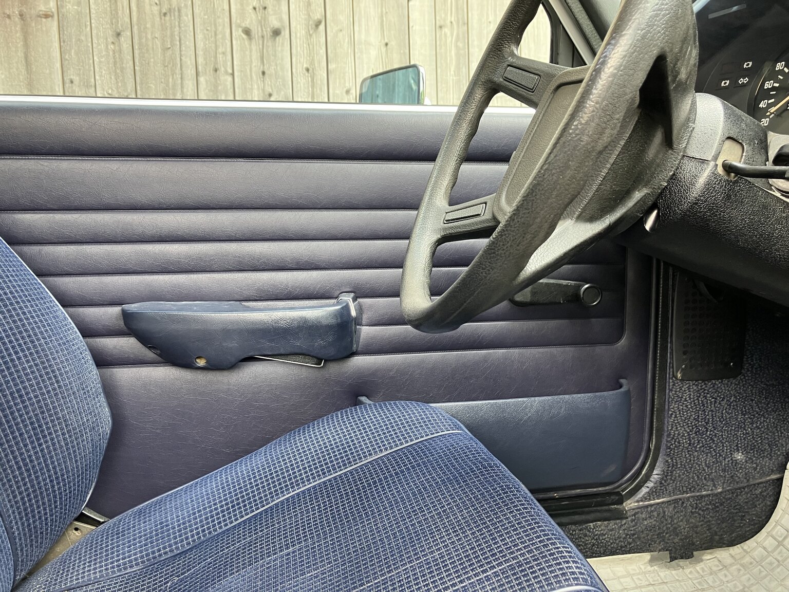 Innenraumfoto von 1979 BMW 323i