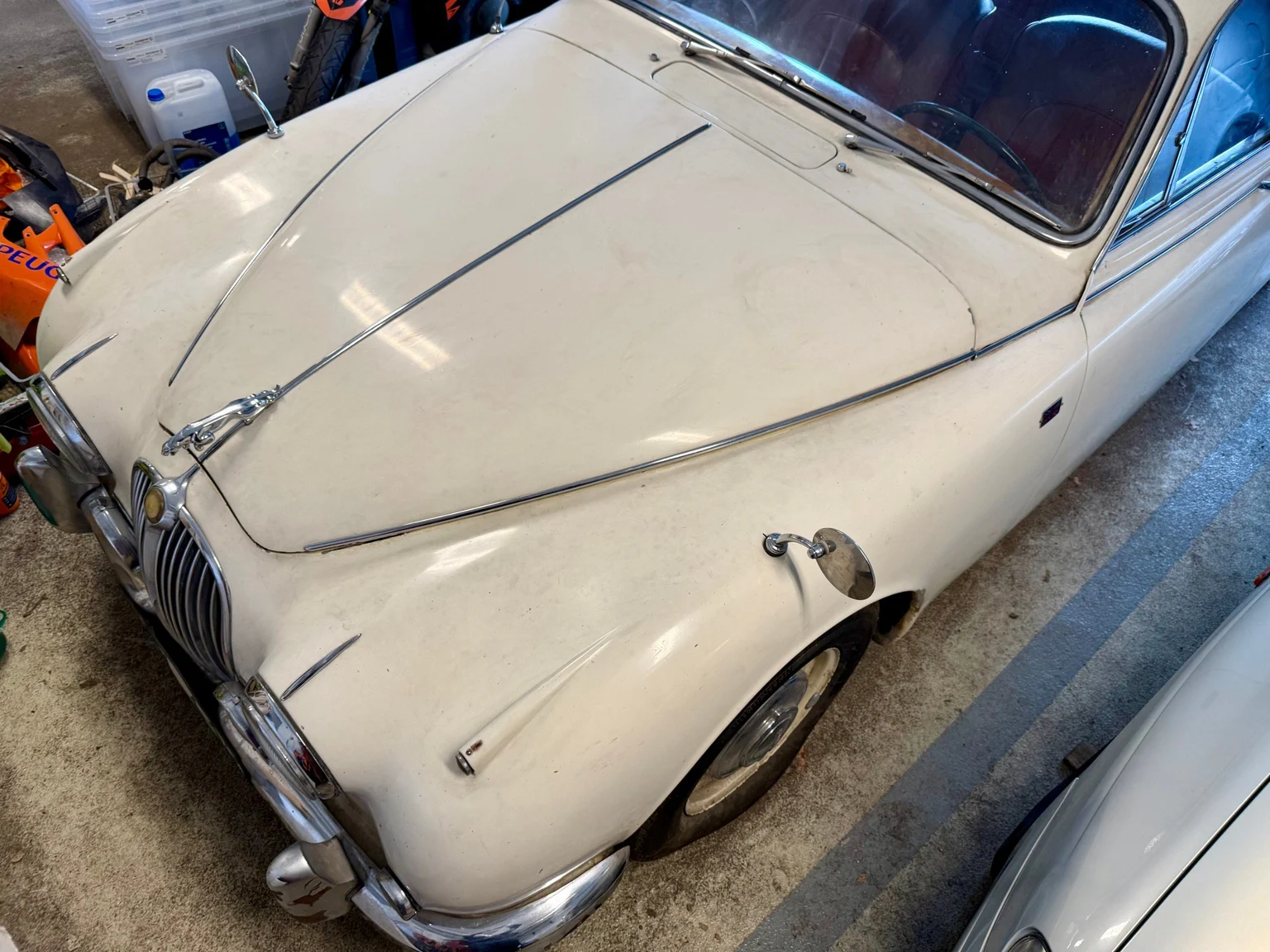 Exteriörbild på 1961 Jaguar Mark 2 (15)