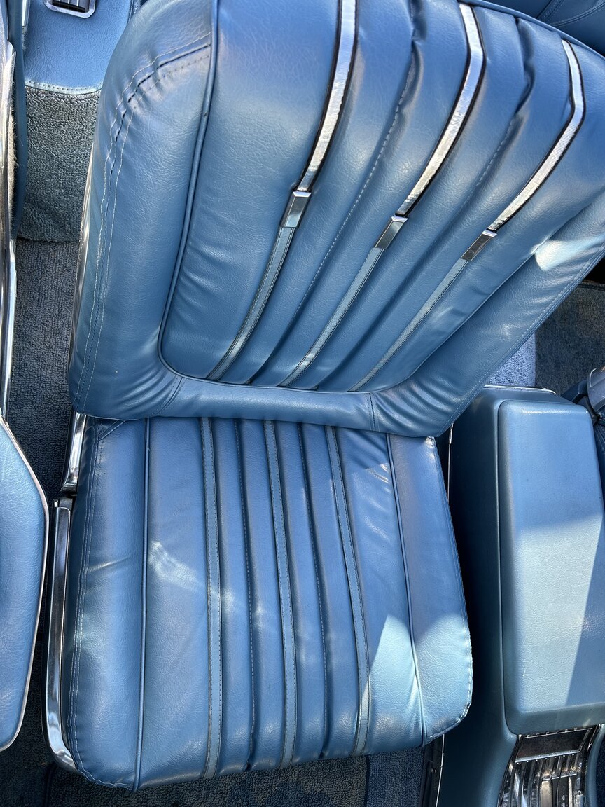 Interior image of 1962 Ford Galaxie 500 XL Sunliner