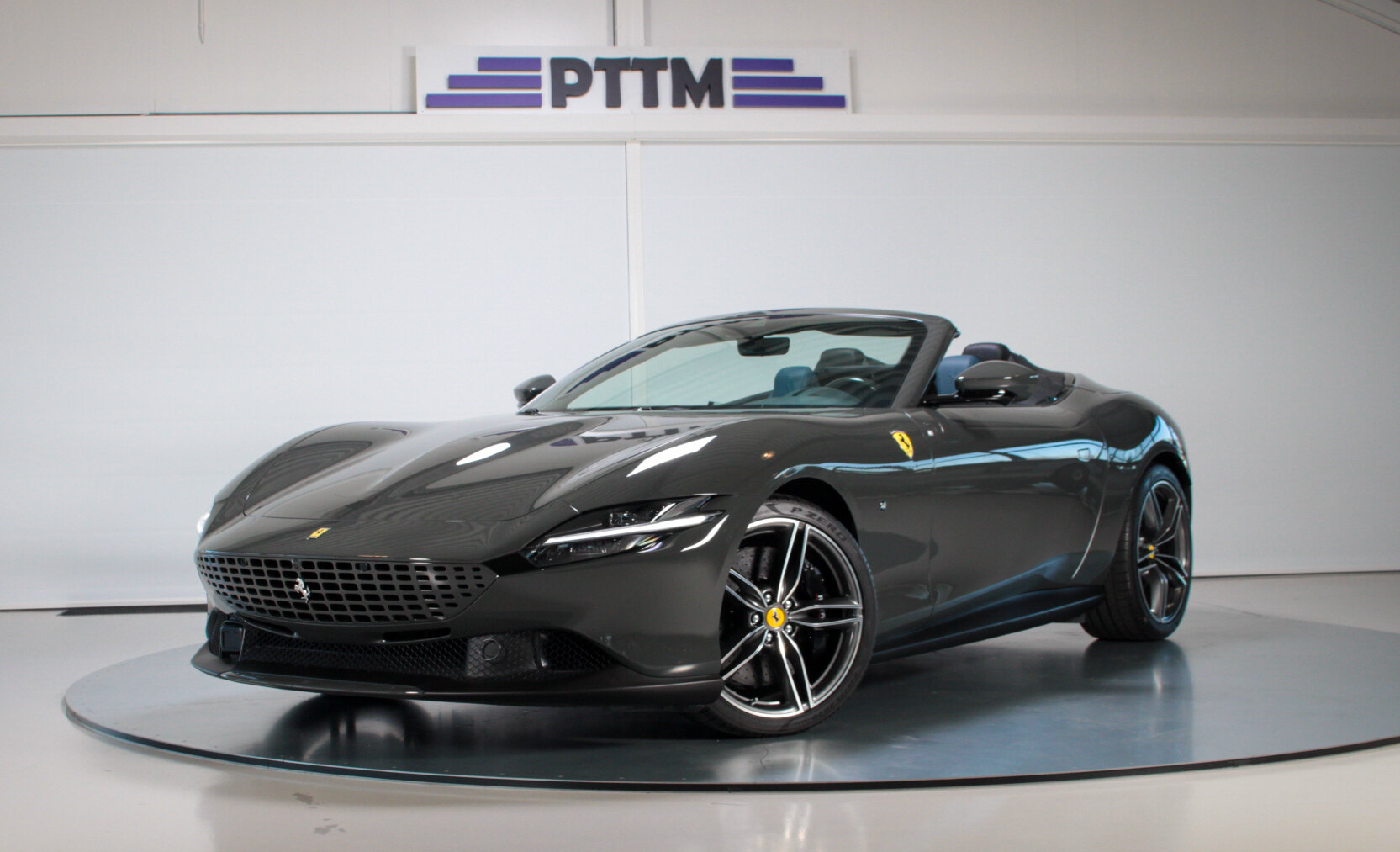 Interior image of 2024 Ferrari Roma Spider
