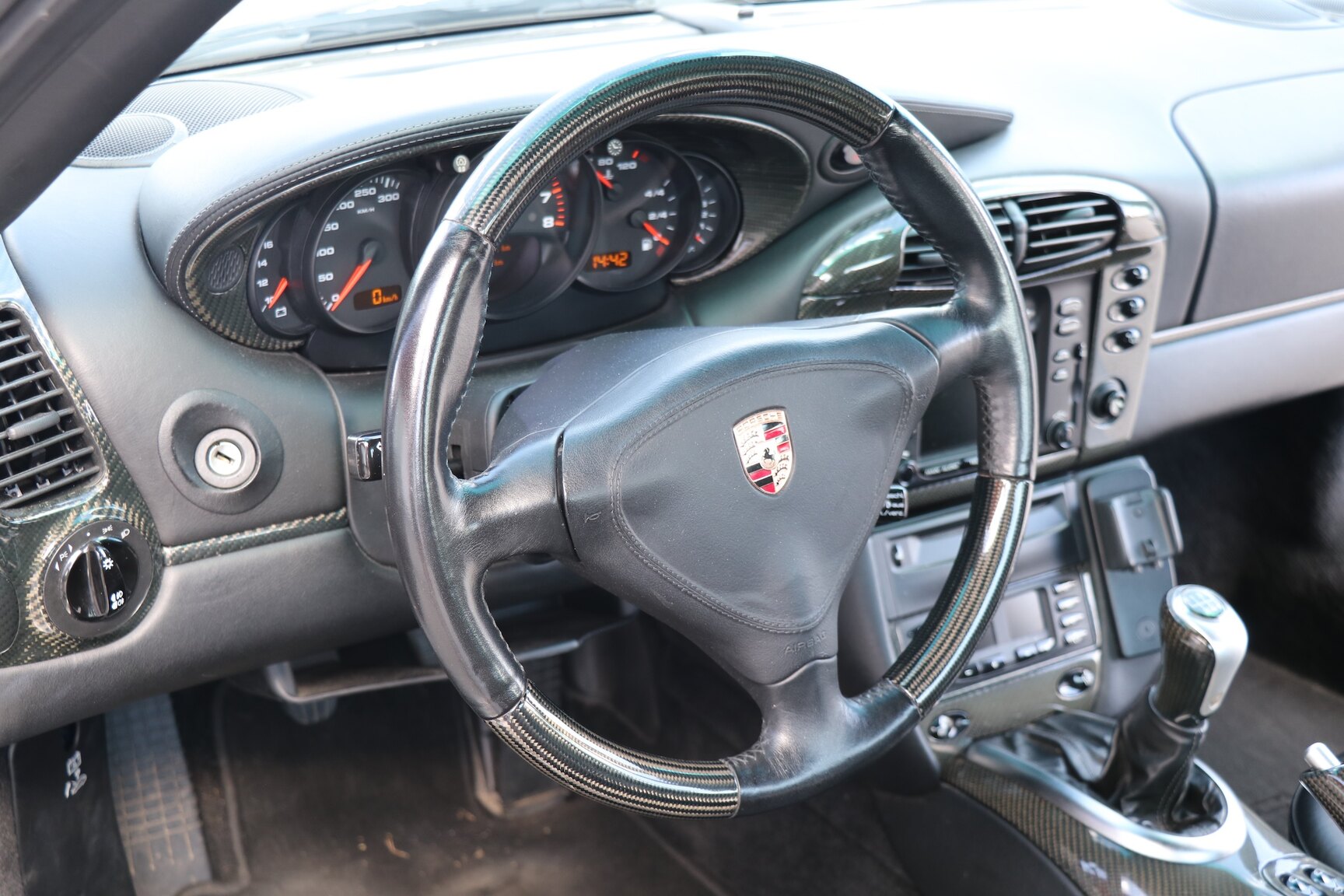 Interior image of 2001 Porsche 911 Turbo