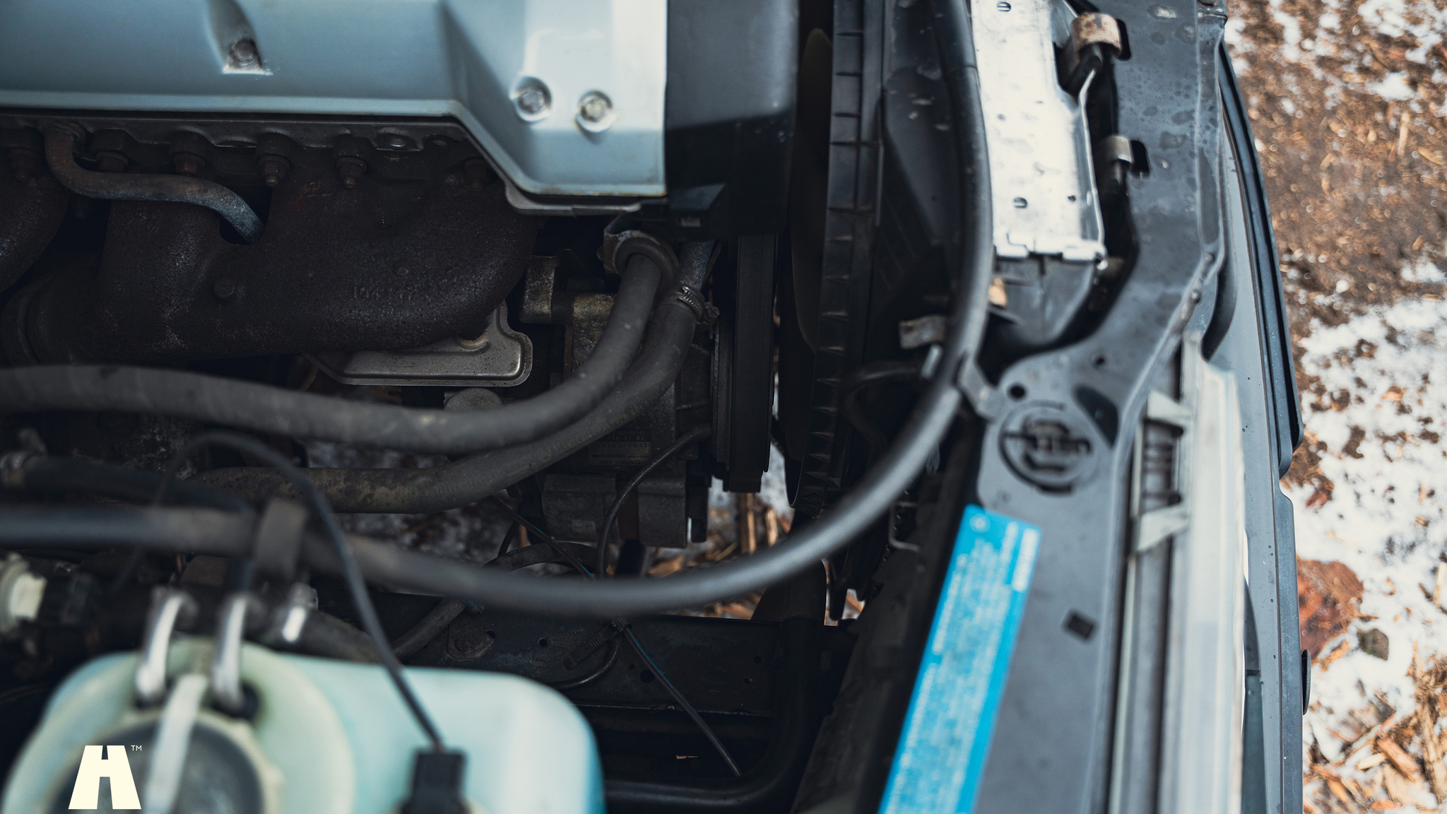 Image of 1990 Mercedes 300 CE-24 mechanics