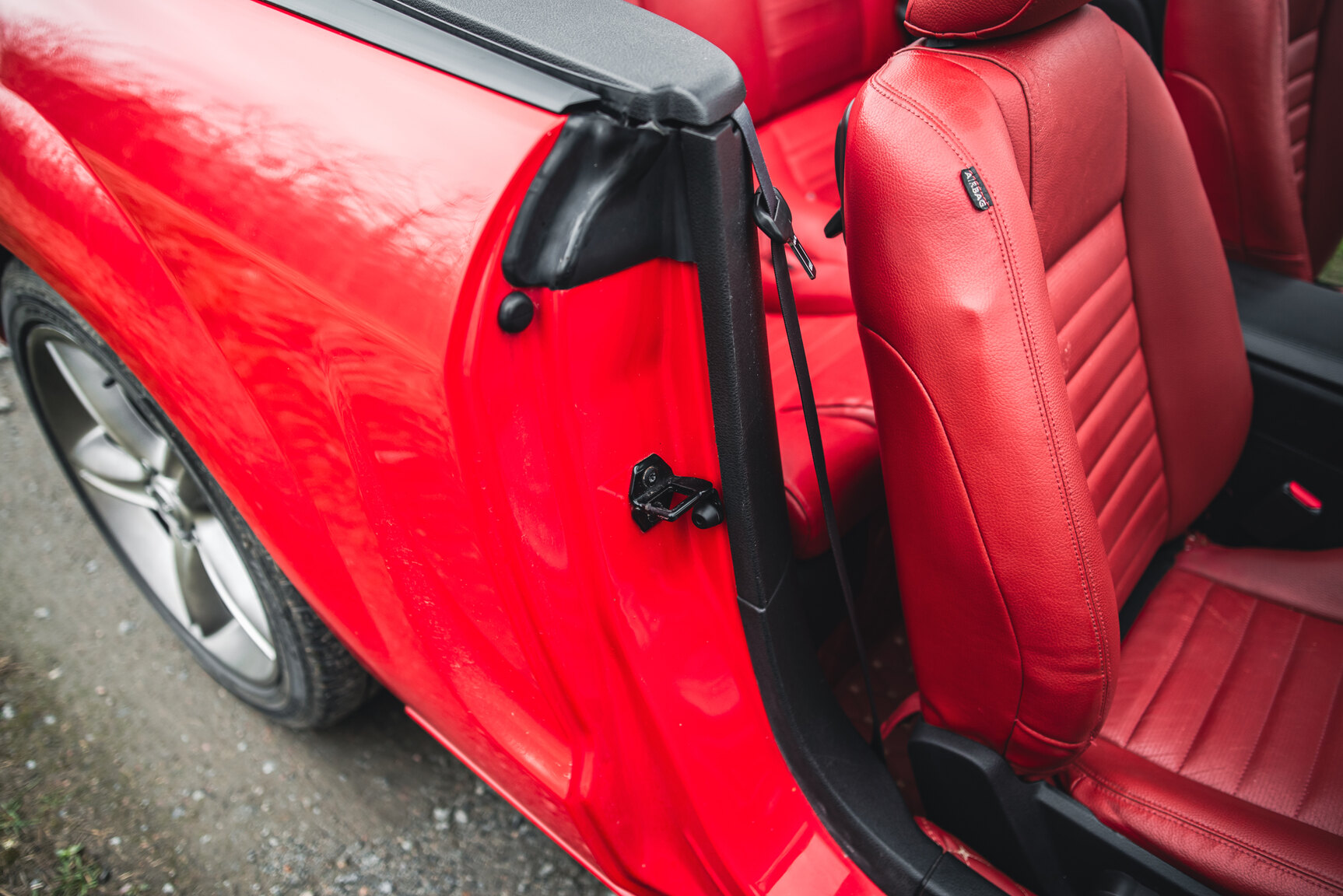 Interior image of 2009 Ford Mustang V8 GT Convertible