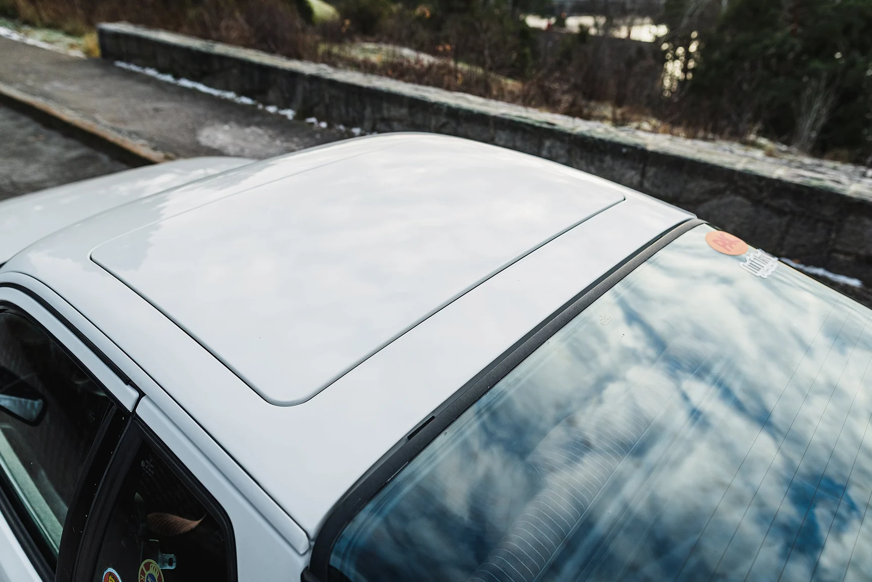 Exterior image of 1986 Porsche 944R (17)