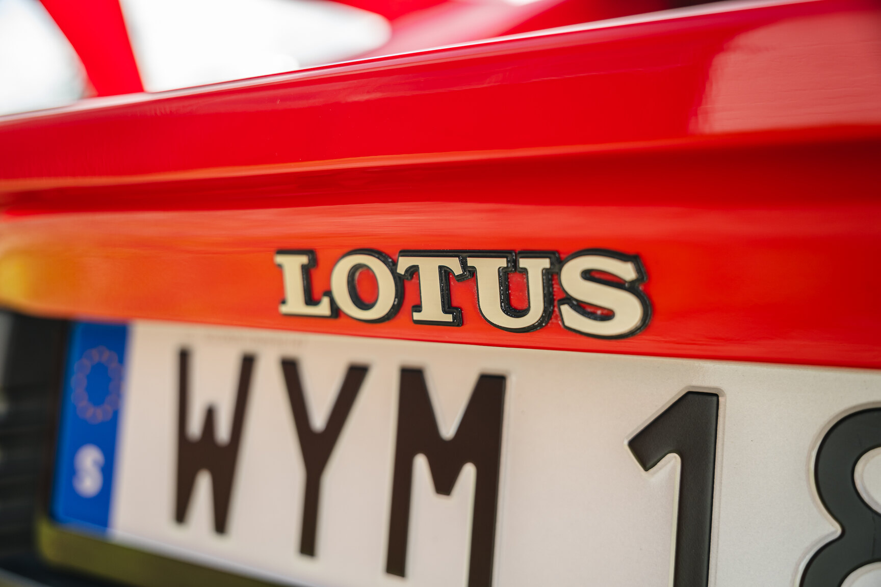 Exterior image of 1992 Lotus Esprit Turbo High-Wing