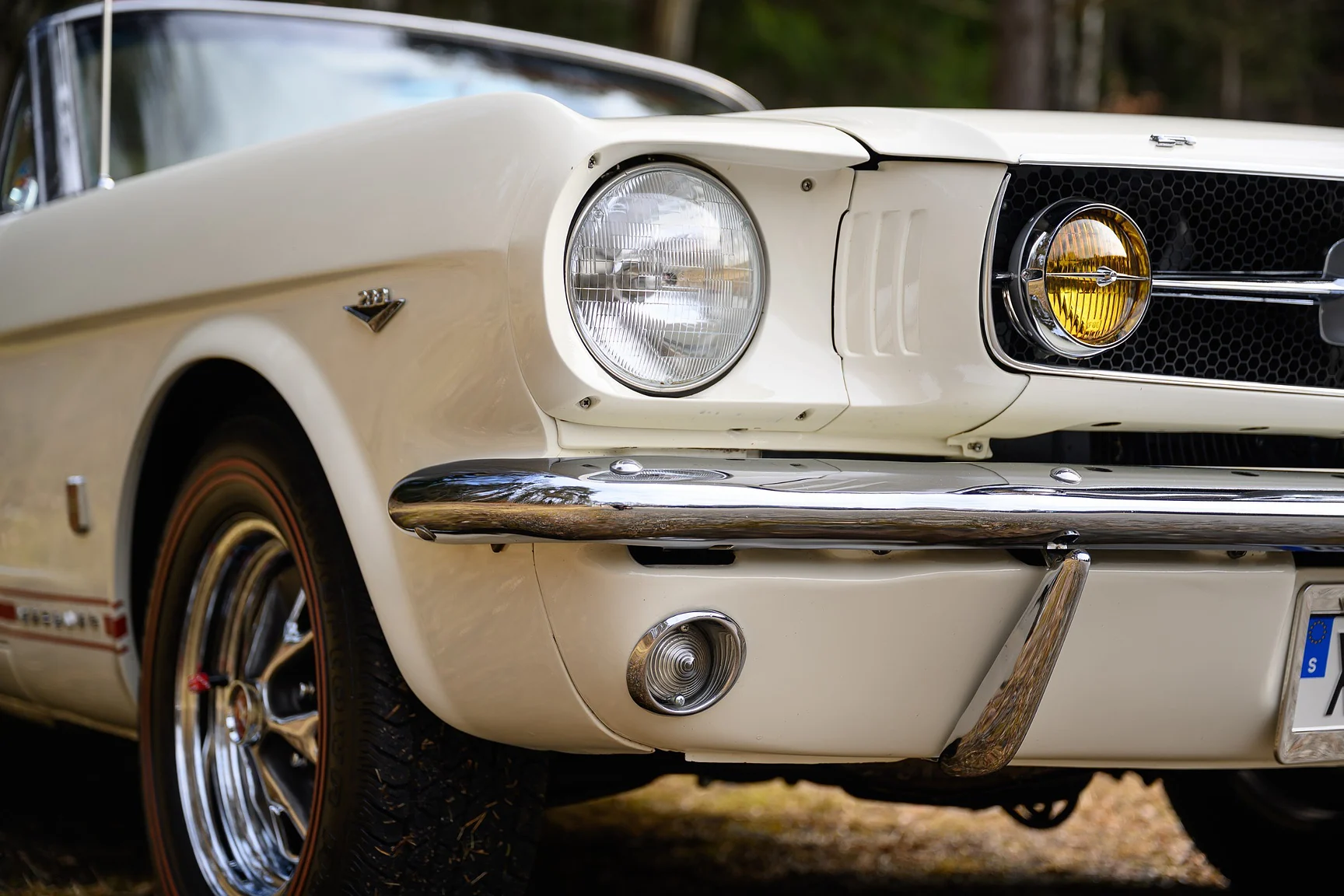 Exteriörbild på 1965 Ford Mustang GT Convertible (82)