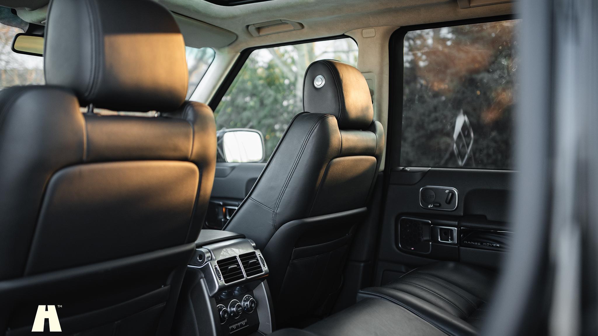 Interior image of 2012 Land Rover Range Rover Westminster TDV8 (L322)