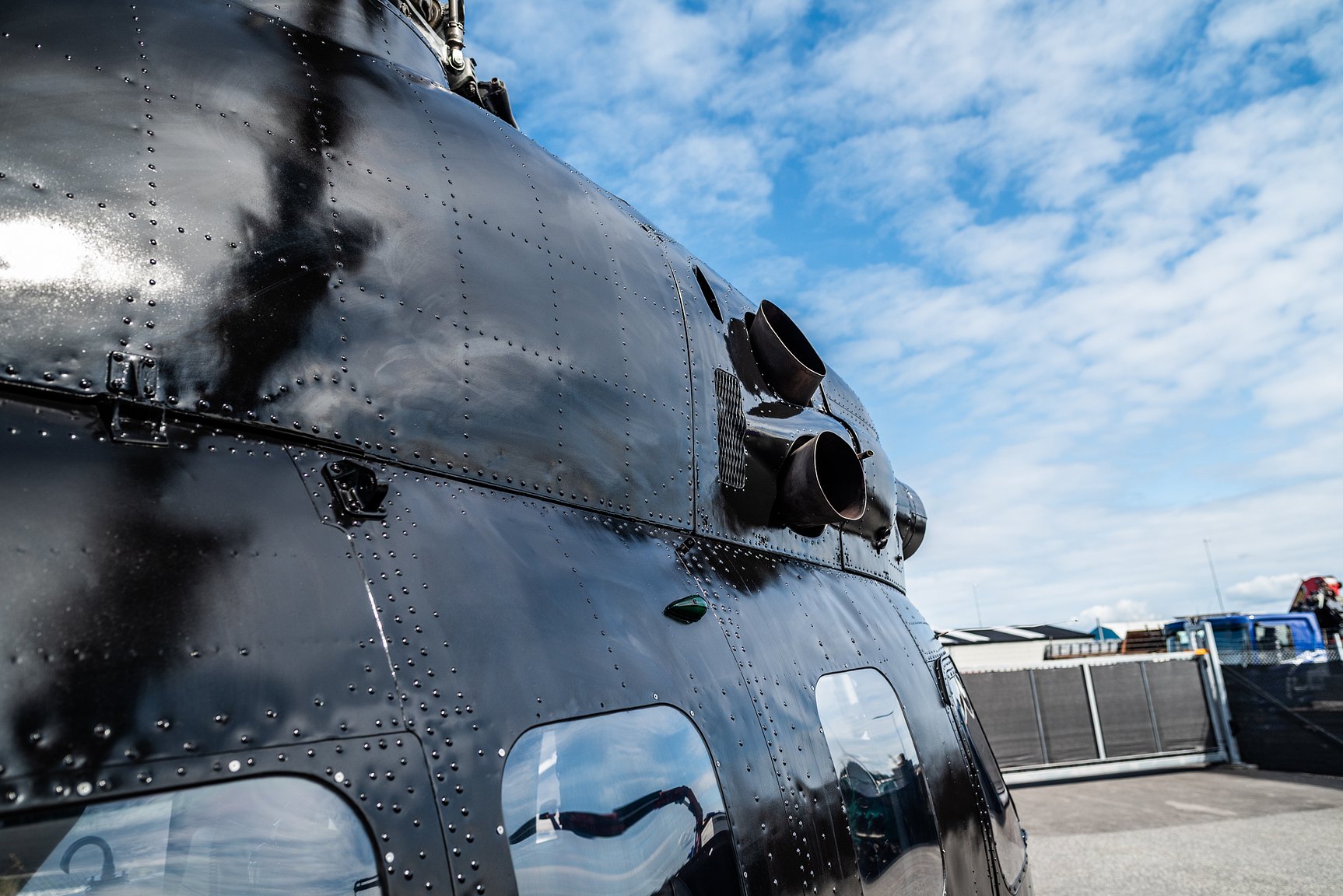 Exteriörbild på 1974 MIL Mi-2