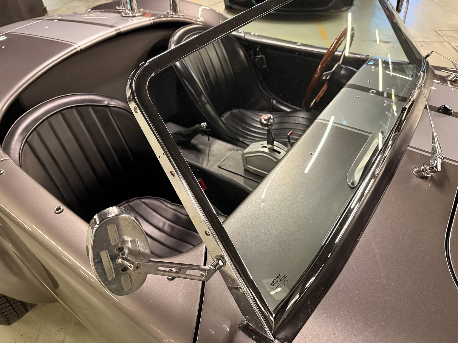 Exteriörbild på 2018 Superformance Cobra (19)