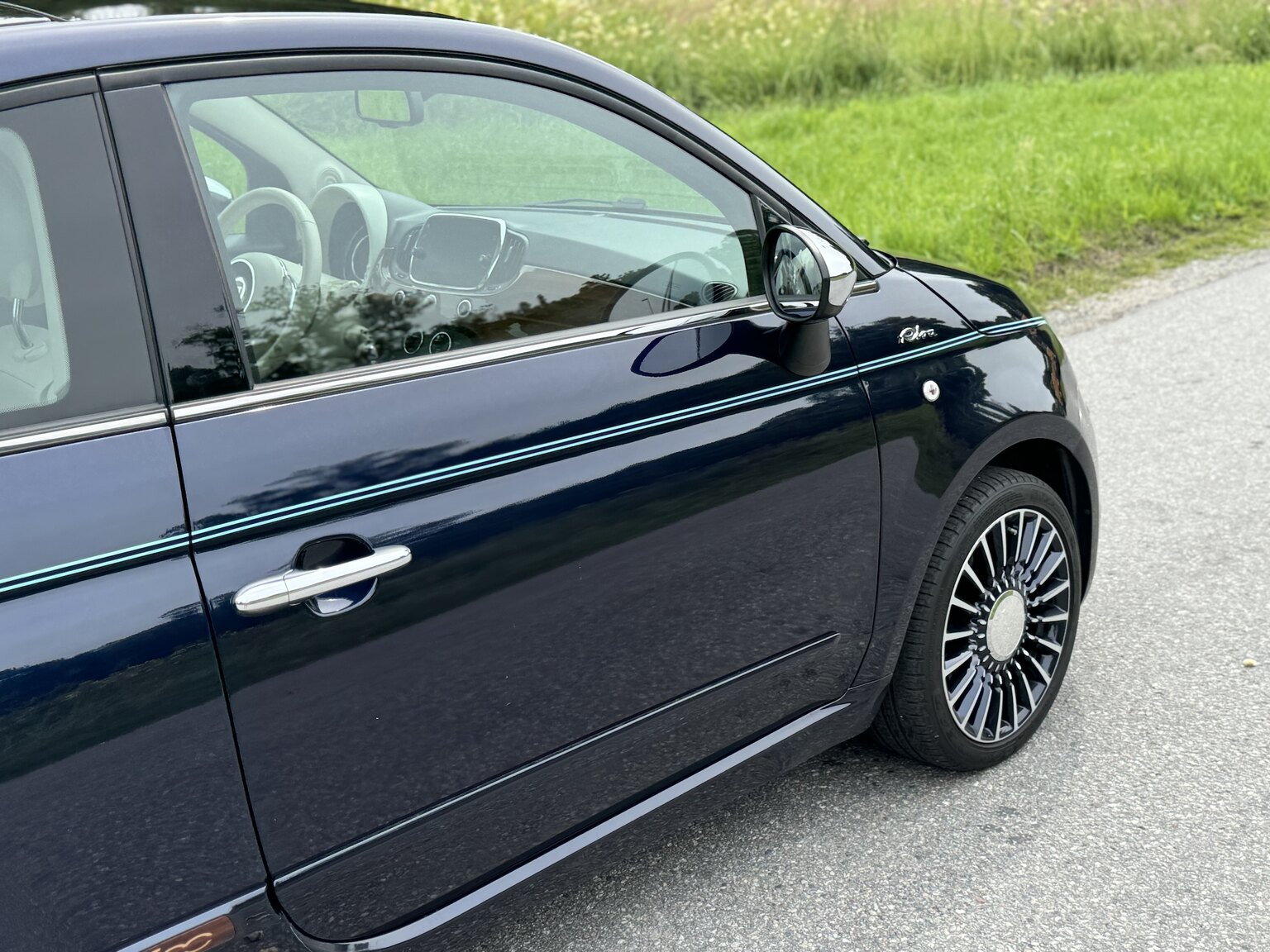 Exteriörbild på 2017 Fiat 500 Riva