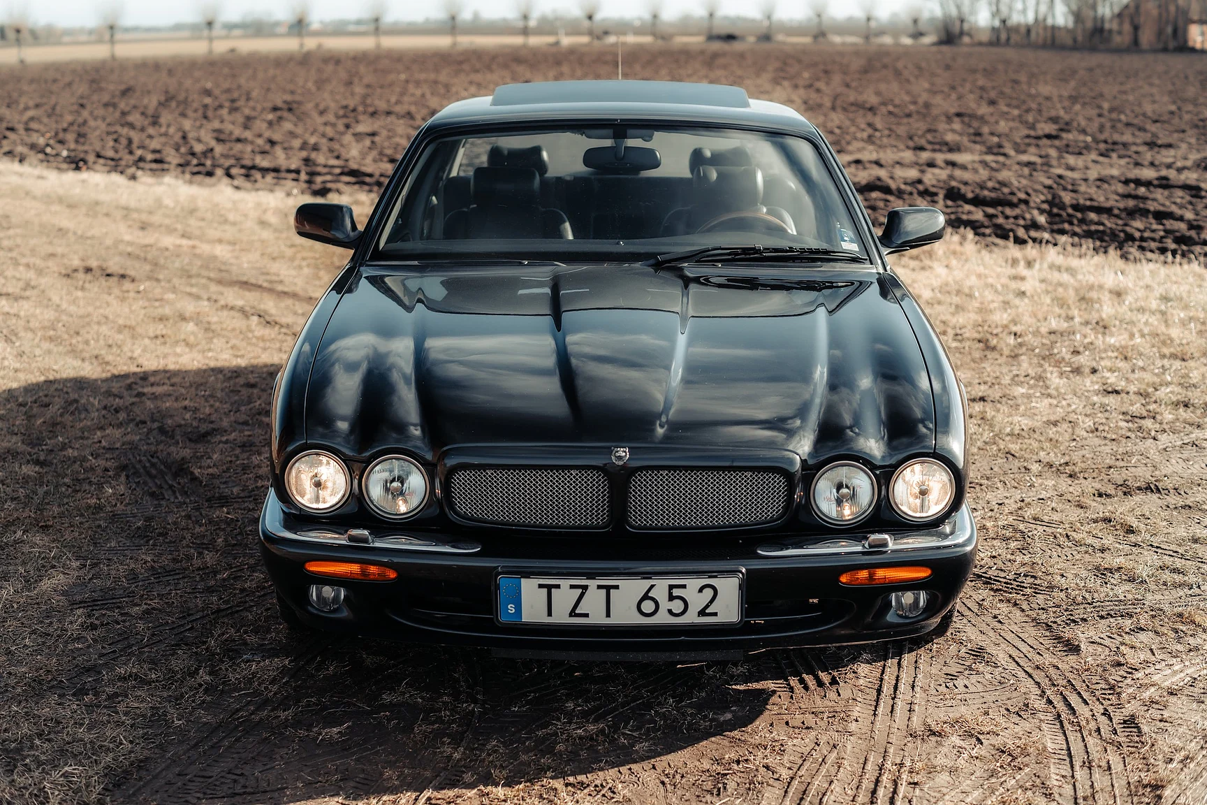 Exteriörbild på 1997 Jaguar XJR 4.0 Kompressor NO RESERVE (11)