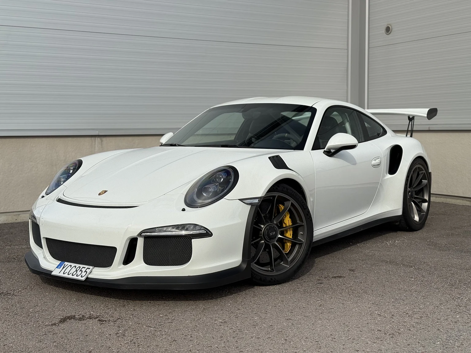 Exteriörbild på 2016 Porsche 911 GT3 RS (1)