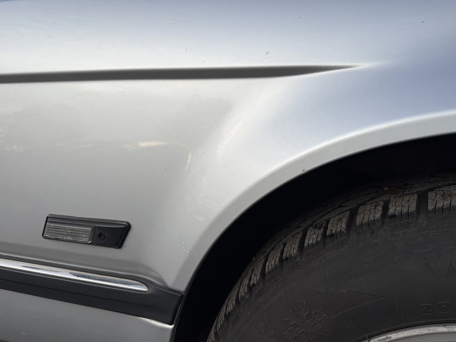 Exteriörbild på 1992 BMW 730iA (67)