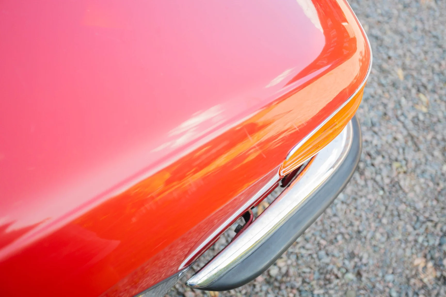 Exterior image of 1975 Mercedes-Benz 280 SL (56)