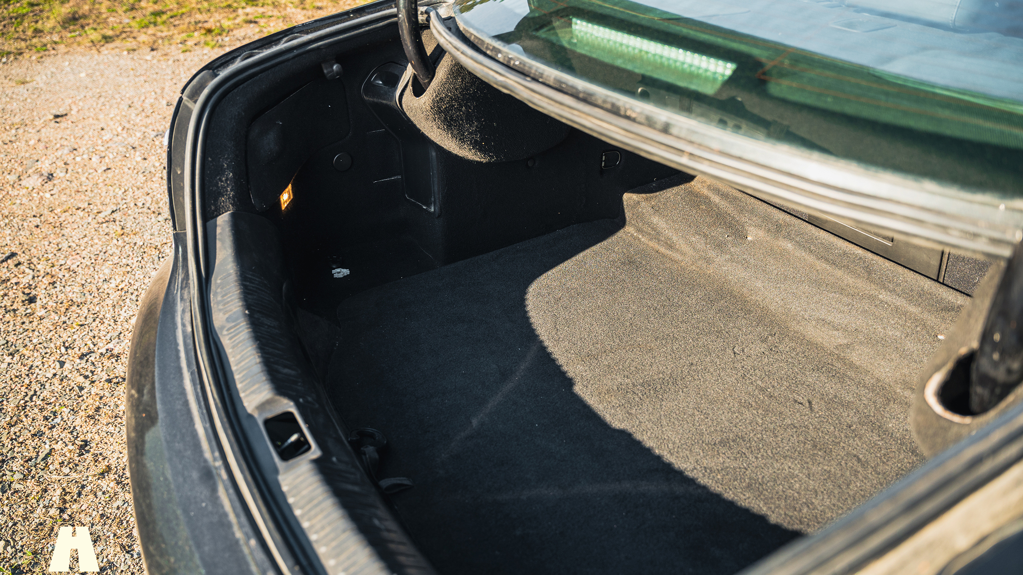 Innenraumfoto von 2010 Saab 9-5 (Chassinummer 3)