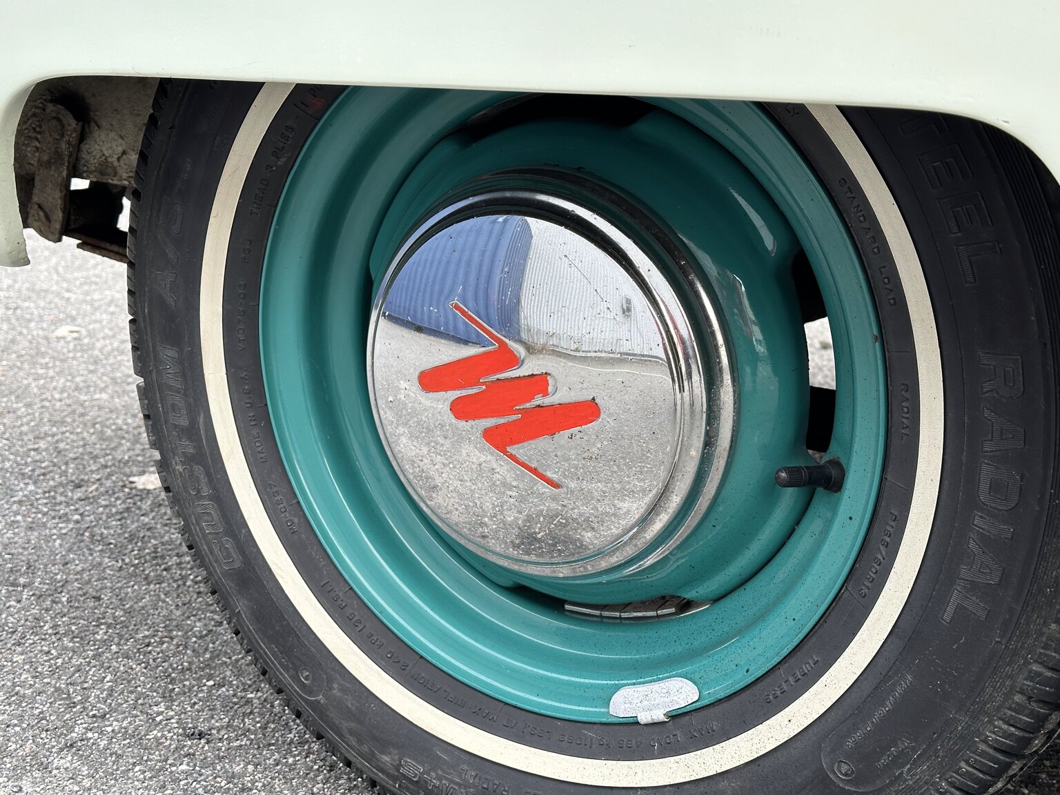 Exteriörbild på 1956 Hudson Metropolitan