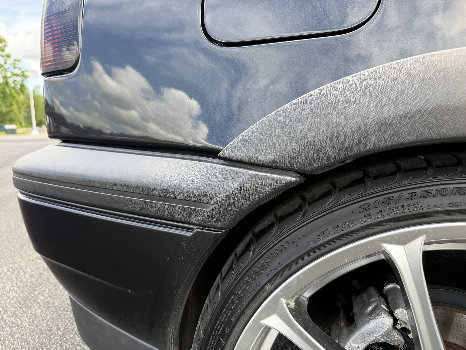 Exterior image of 1994 Volkswagen Golf 3-door VR6 (34)