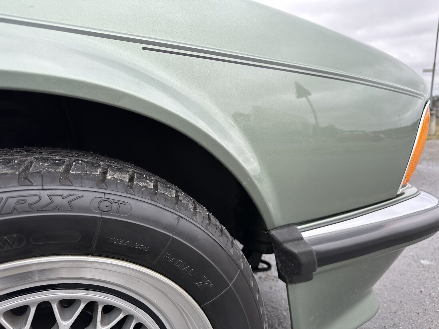 Exteriörbild på 1986 BMW 635CSi