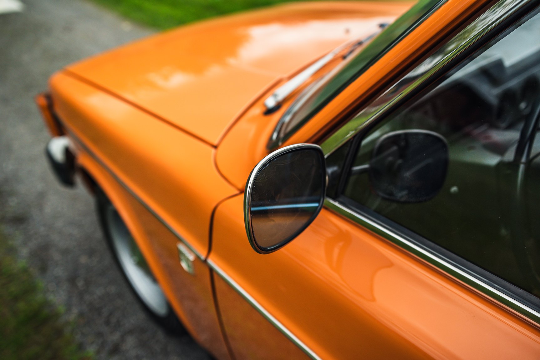 Exteriörbild på 1974 Volvo 142 2.0