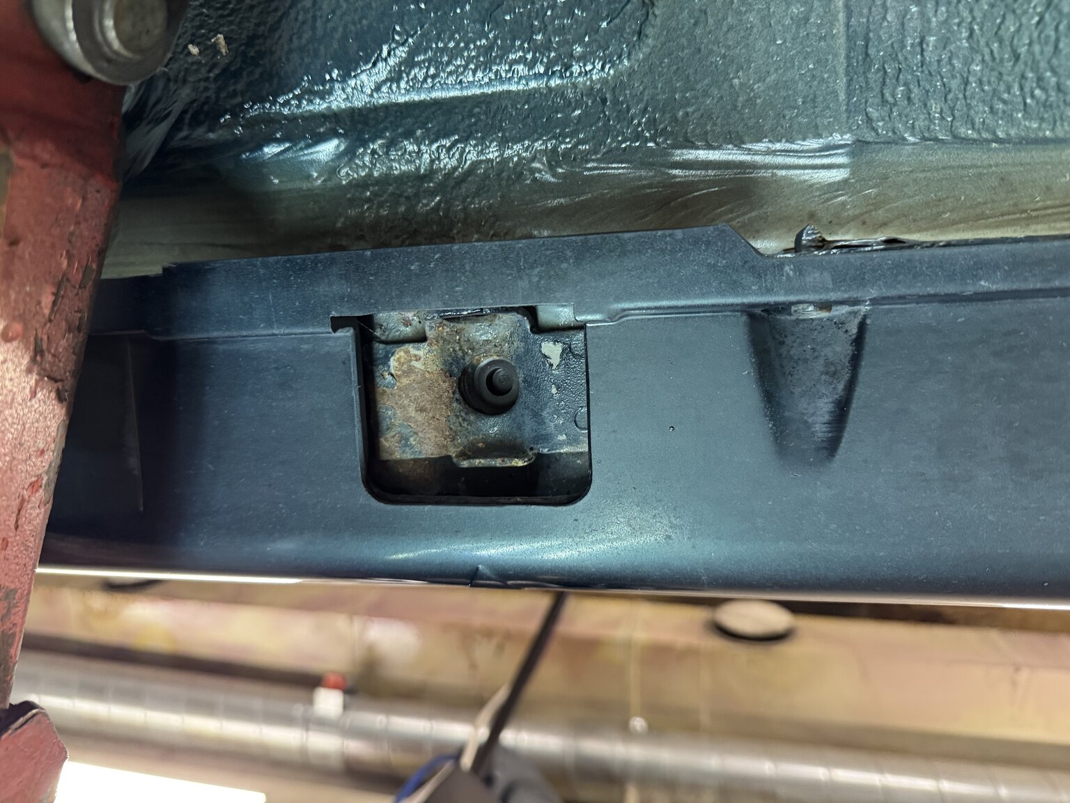 Image of 1996 BMW 520i Touring mechanics