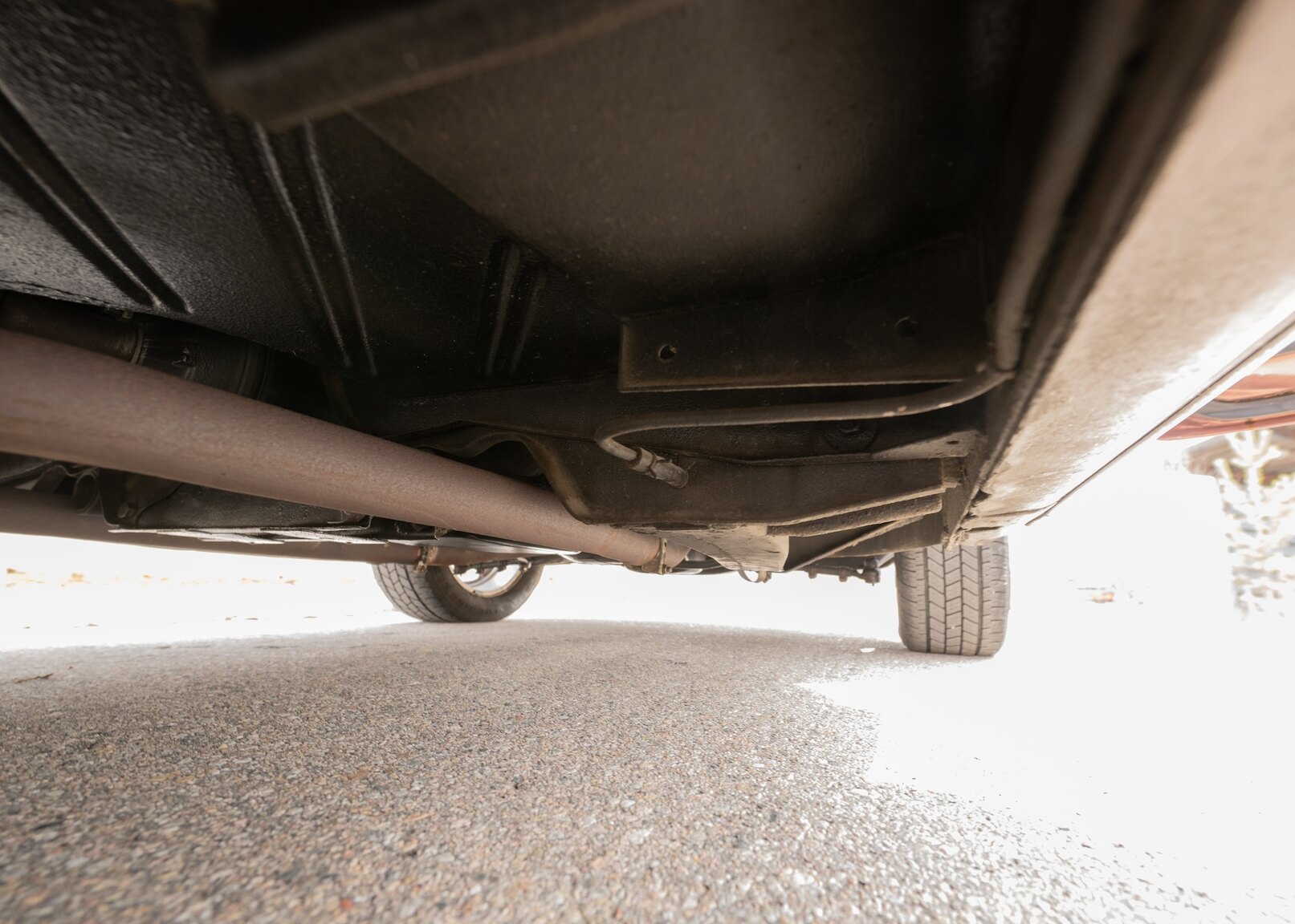 Image of 1961 Chrysler New Yorker Sedan mechanics (28)