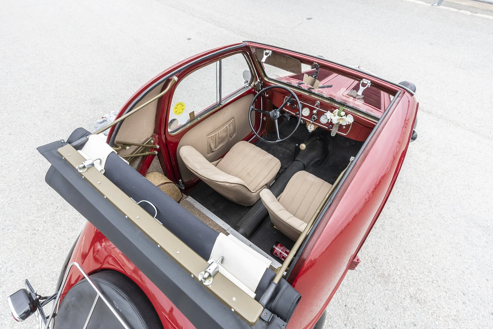 Exteriörbild på 1947 Fiat 500A Topolino Convertible - NO RESERVE (19)