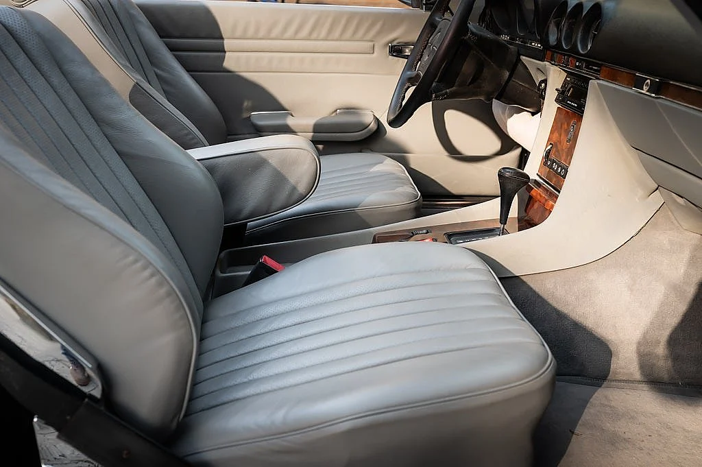 Bild von 1987 Mercedes-Benz 560SL (31)