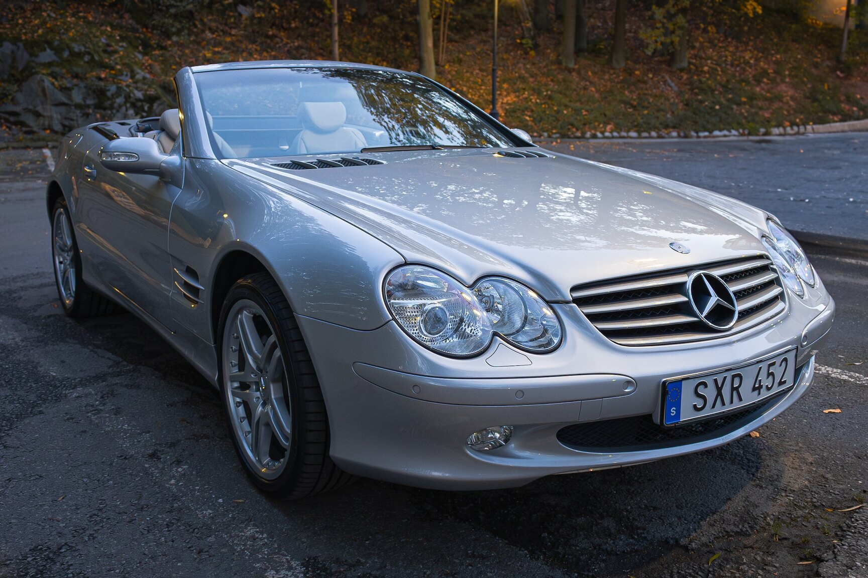Exteriörbild på 2002 Mercedes-Benz SL 500