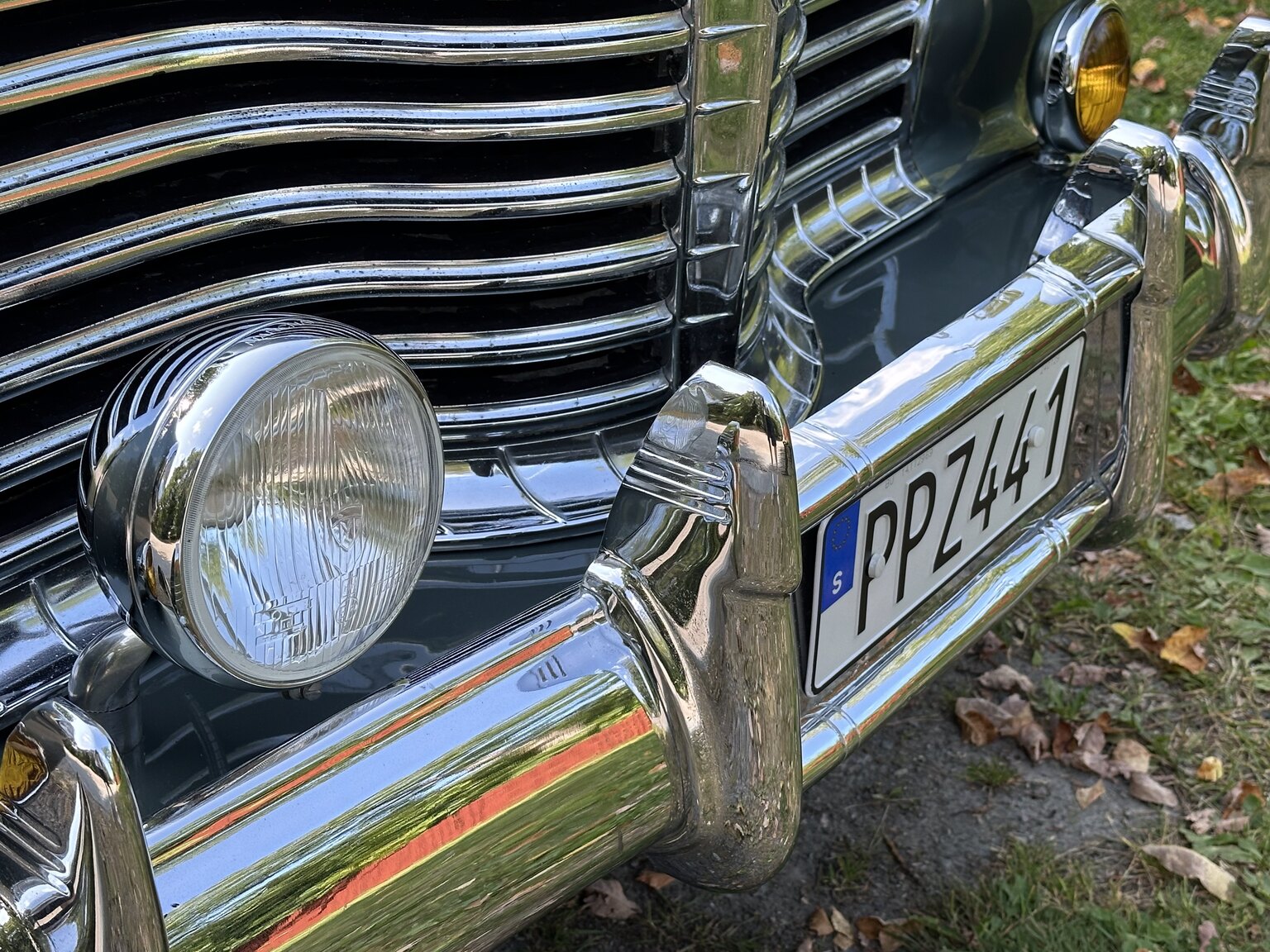 Exterior image of Buick Sedan Special 8