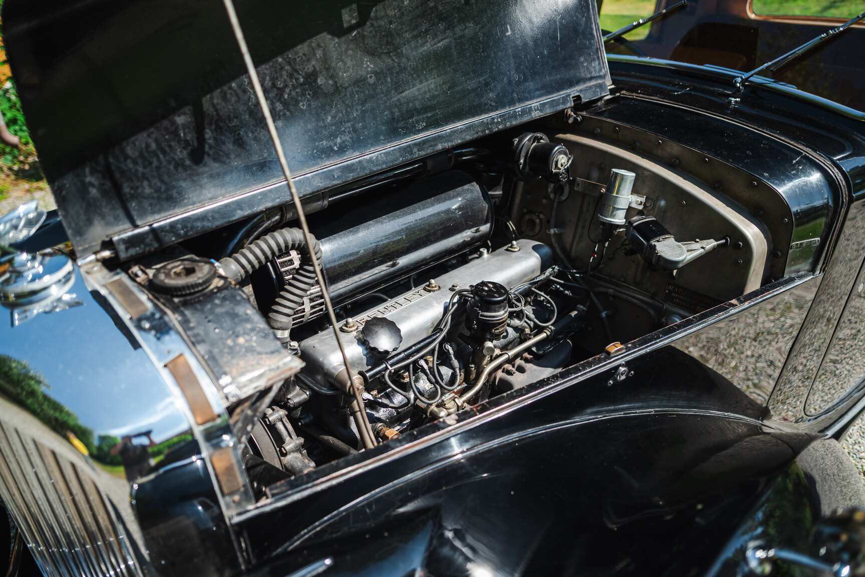 Image of 1950 Bentley 4 1/4 Litre mechanics