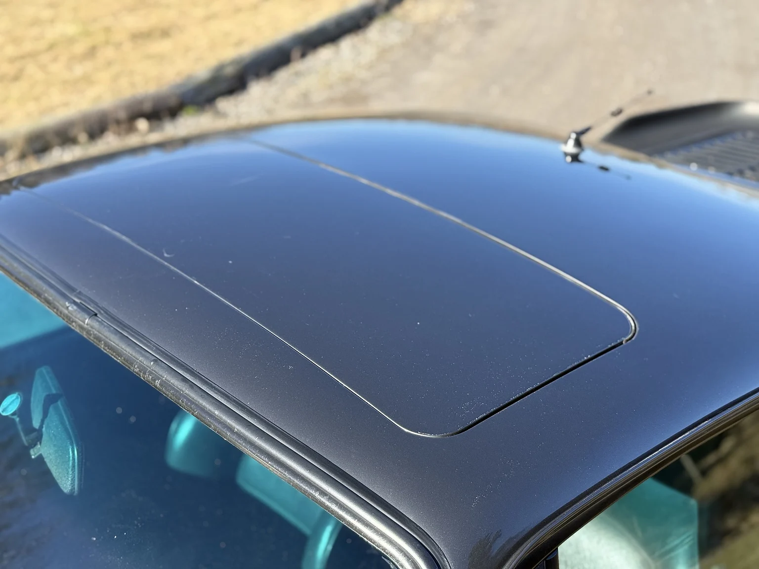 Exterior image of 1989 Porsche 911 / 930 3.3 Turbo 5-speed (1)