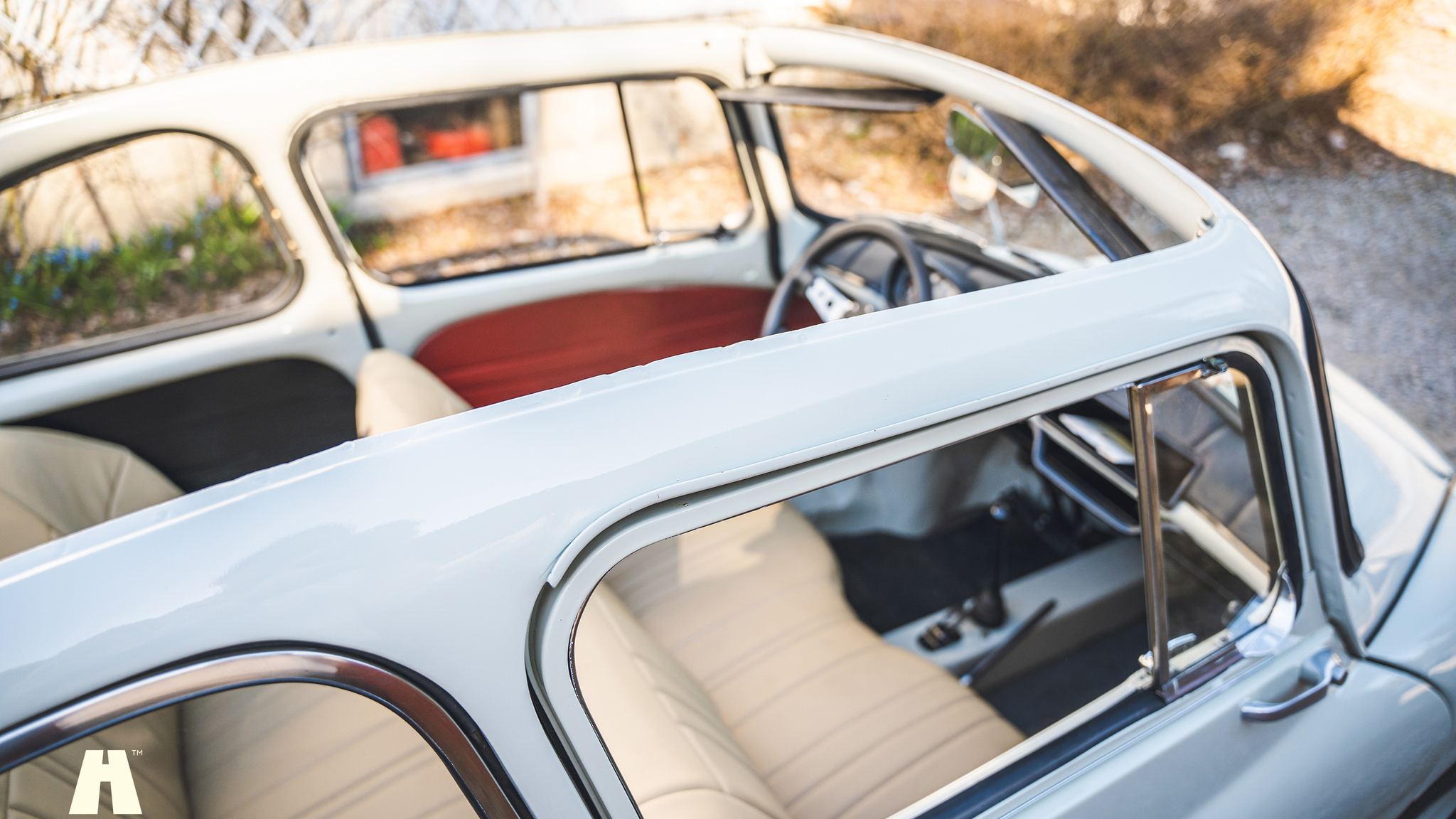 Exterior image of 1968 Subaru 360 Deluxe (19)