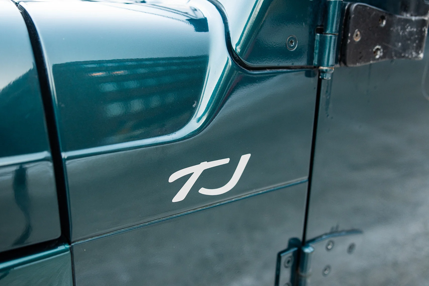 Aussenfoto 1997 JEEP Wrangler Hardtop 2.5 AWD (48)