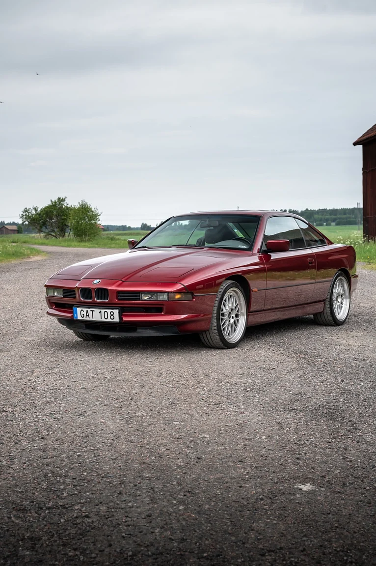 Exteriörbild på 1991 BMW 850i (2)
