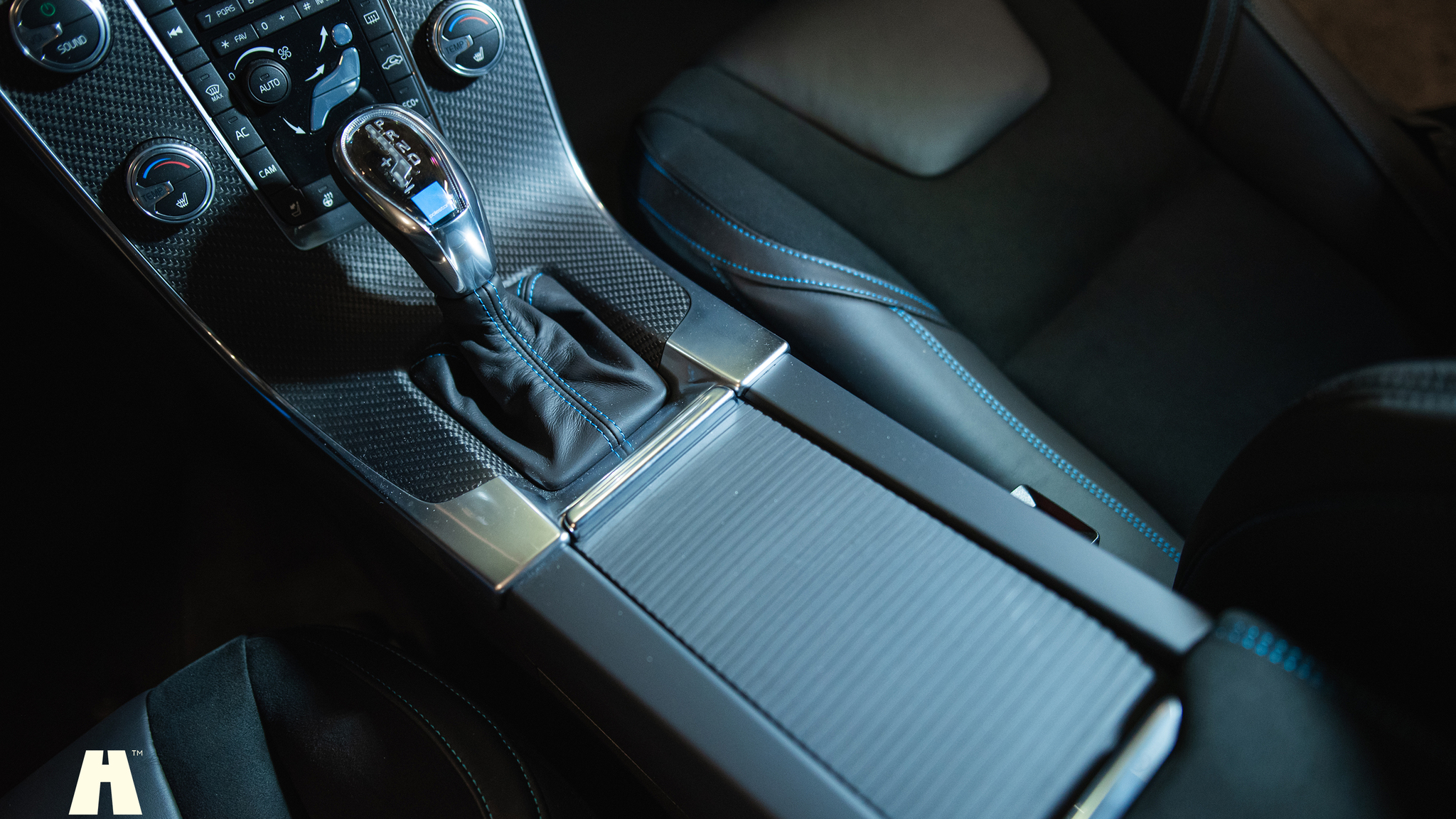 Interiörbild 2017 Volvo V60 Polestar T6