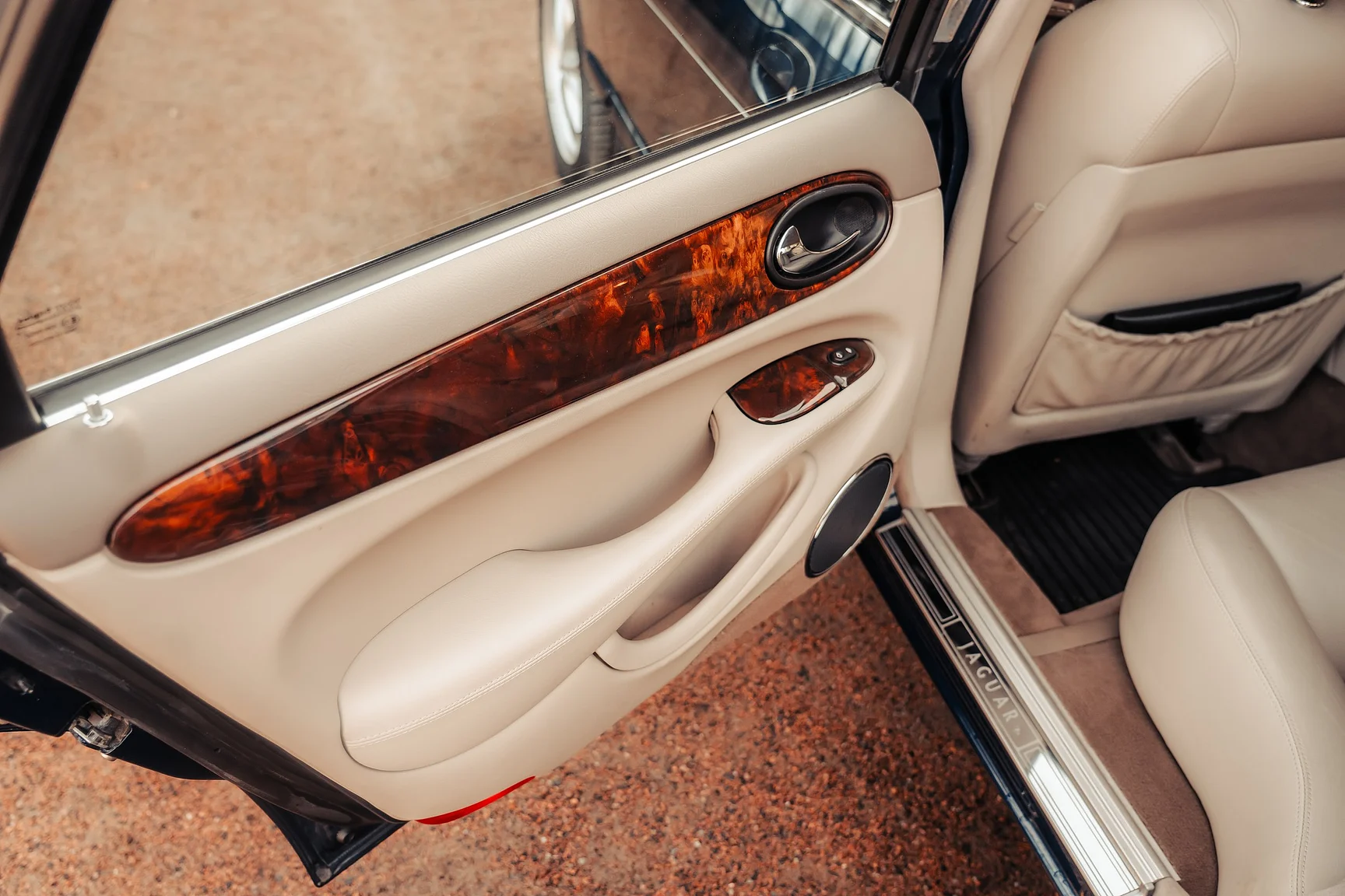 Innenraumfoto von 2001 Jaguar  Xj 4,0 Sovereign (22)