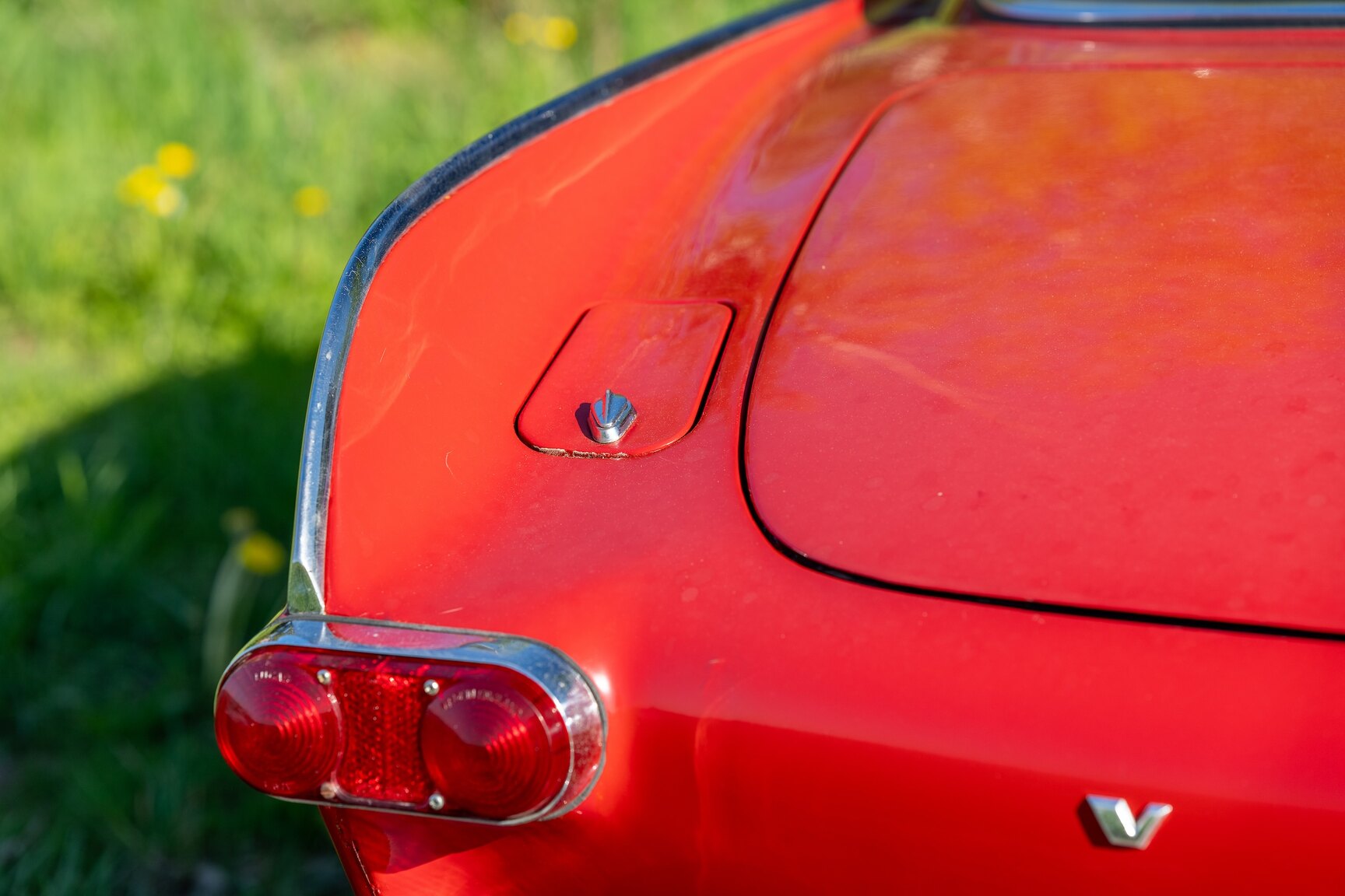 Exterior image of 1961 Volvo P1800